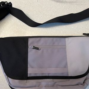Timbuk2 messenger sling bag